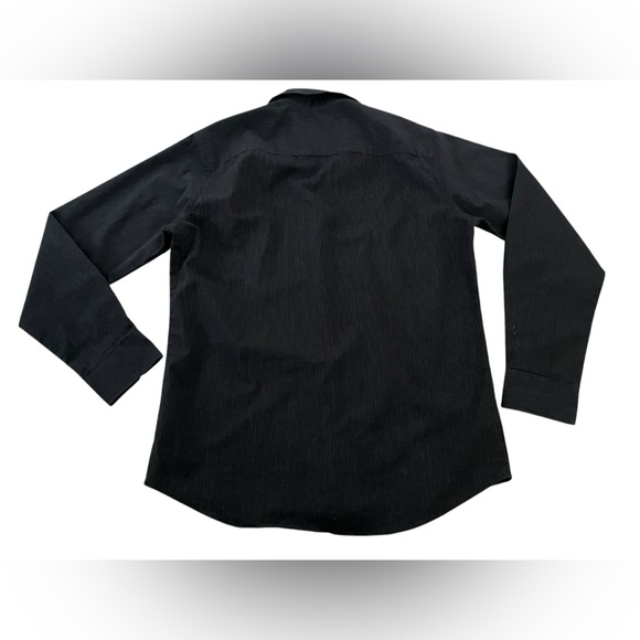 Mens Van Heusen Traveler Stretch Classic Fit No-Iron Button Down Size Medium M - Picture 4 of 8